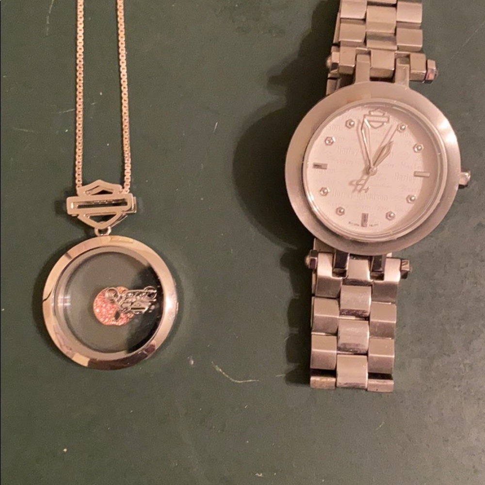 Harley Davidson women’s watch and necklace.